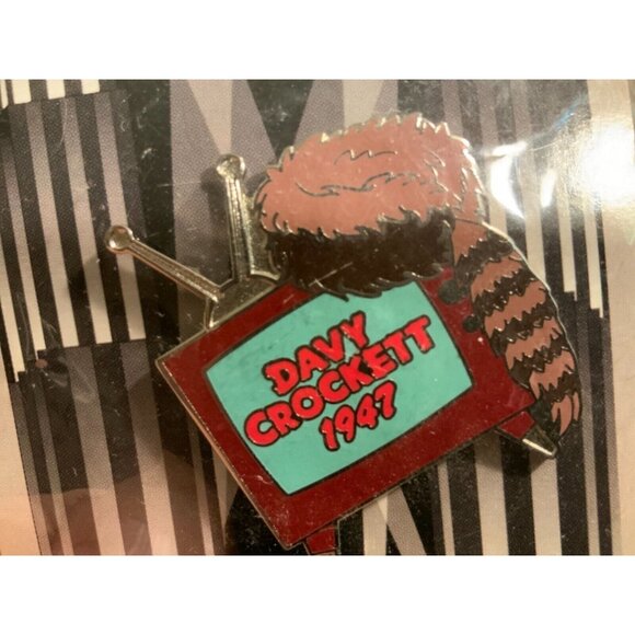 Disney Davy Crockett 1947 Countdown To The Millennium Pin 93 Collectible - Picture 2 of 9